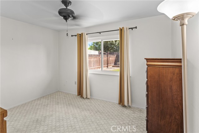 Detail Gallery Image 13 of 20 For 504 Pebble Beach Dr, Bakersfield,  CA 93309 - 2 Beds | 1 Baths