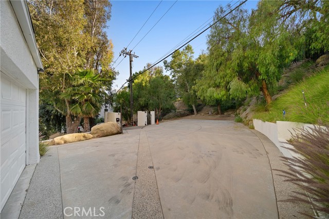 9314 Stevens Way, West Hills CA: https://media.crmls.org/medias/8c55744e-891e-432b-a539-896ef65bfb0b.jpg