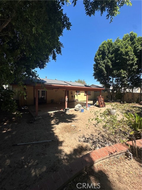 15926 Napa Street, North Hills CA: https://media.crmls.org/medias/8c55e6e6-949e-4504-a36f-8d11b11d59f3.jpg