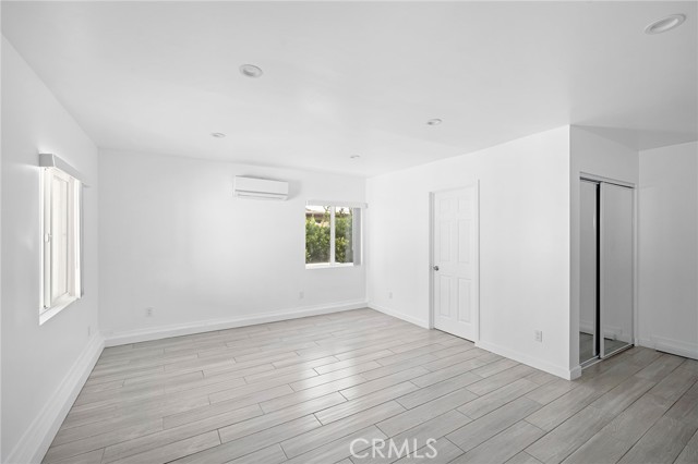 Detail Gallery Image 4 of 14 For 2926 Fairmount Ave #1/4,  La Crescenta,  CA 91214 - 0 Beds | 1 Baths