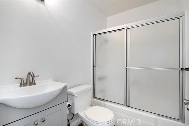 Detail Gallery Image 17 of 24 For 18316 Hatteras #27,  Tarzana,  CA 91356 - 2 Beds | 2 Baths