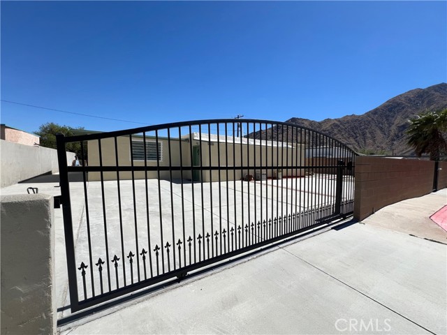 Detail Gallery Image 22 of 26 For 15845 La Vida Drive, Palm Springs,  CA 92262 - 2 Beds | 2 Baths