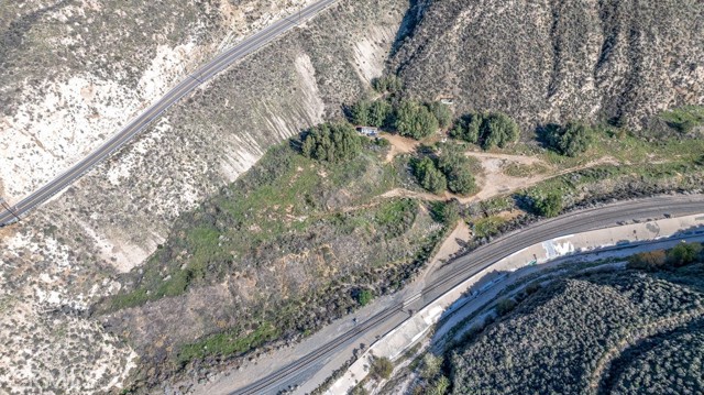 Detail Gallery Image 27 of 31 For 12571 Capra, Agua Dulce,  CA 91390 - 3 Beds | 1 Baths