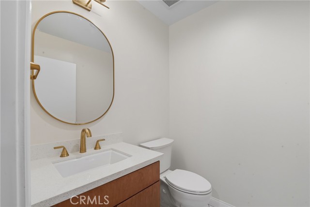 1401 W Beverly Terrace, Montebello CA: https://media.crmls.org/medias/8c579b54-503c-480c-8217-36118e8087c7.jpg