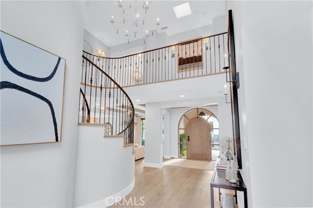 Detail Gallery Image 7 of 49 For 1807 Newport Hills Dr, Newport Beach,  CA 92660 - 4 Beds | 4/1 Baths