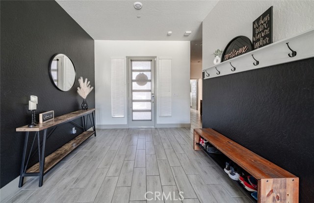 825 Spring W Street, Madera CA: https://media.crmls.org/medias/8c584378-09da-4842-bb12-a6fb9f515ce0.jpg