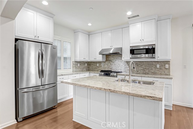 Detail Gallery Image 5 of 19 For 182 Firefly, Irvine,  CA 92618 - 3 Beds | 2/1 Baths