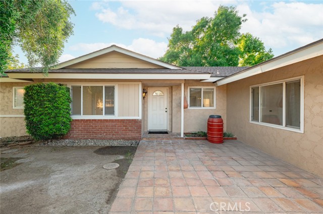 153 Underhill Drive, Glendora CA: https://media.crmls.org/medias/8c59c586-93c8-4ae8-b59a-69191d3c0fa7.jpg