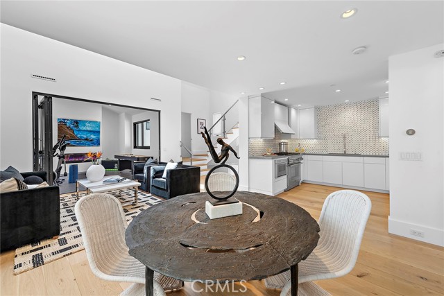 Detail Gallery Image 5 of 16 For 604 1/2 Acacia Ave, Corona Del Mar,  CA 92625 - 2 Beds | 2/1 Baths