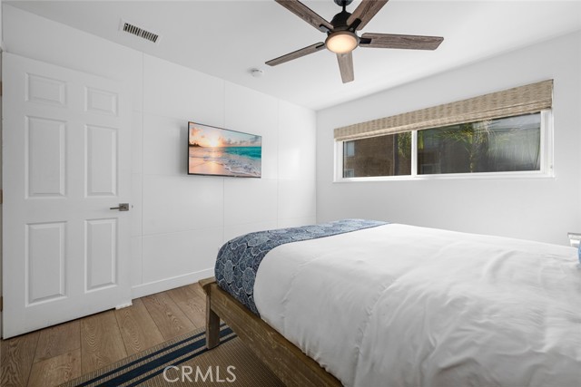 Detail Gallery Image 21 of 56 For 700 E Oceanfront, Newport Beach,  CA 92661 - – Beds | – Baths