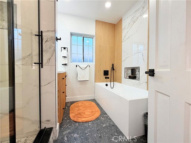 Detail Gallery Image 14 of 17 For 1675 W Mells, Anaheim,  CA 92802 - 4 Beds | 3/1 Baths