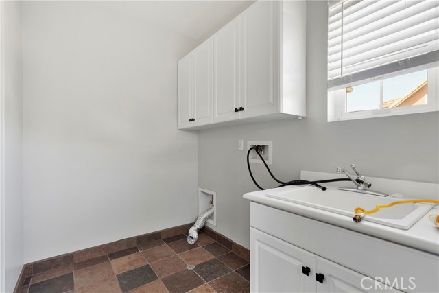 Detail Gallery Image 28 of 66 For 16959 Broken Rock Ct, Riverside,  CA 92503 - 4 Beds | 3/1 Baths