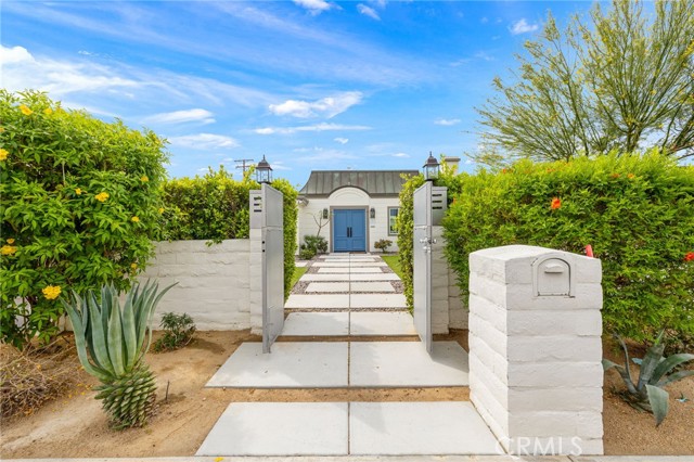 Detail Gallery Image 2 of 72 For 73955 Catalina Way, Palm Desert,  CA 92260 - 4 Beds | 3 Baths