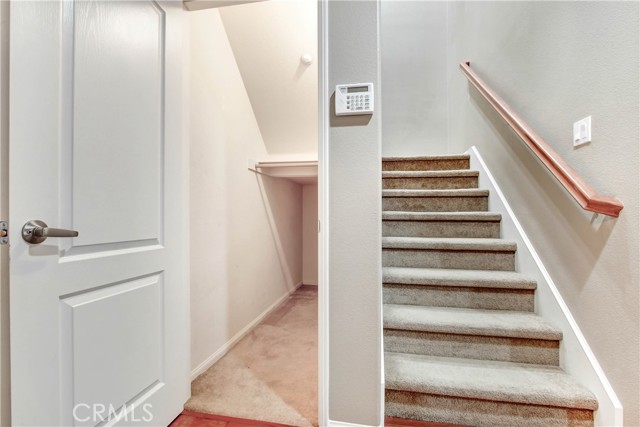 Detail Gallery Image 10 of 35 For 30505 Canyon Hills #2505,  Lake Elsinore,  CA 92532 - 3 Beds | 2/1 Baths