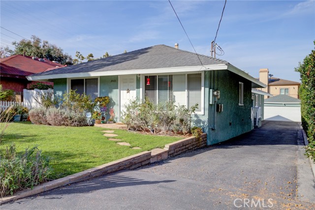 2003 Farrell Avenue, Redondo Beach, California 90278, ,Residential Income,Sold,Farrell,SB21268251