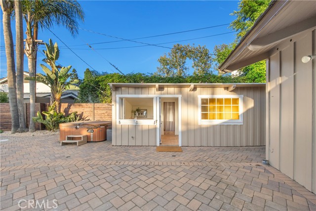 Detail Gallery Image 32 of 53 For 1430 La Perla Ave, Long Beach,  CA 90815 - 4 Beds | 3/1 Baths