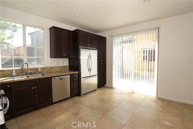 Detail Gallery Image 8 of 19 For 202 W Cork Tree Dr, Orange,  CA 92865 - 3 Beds | 2/1 Baths