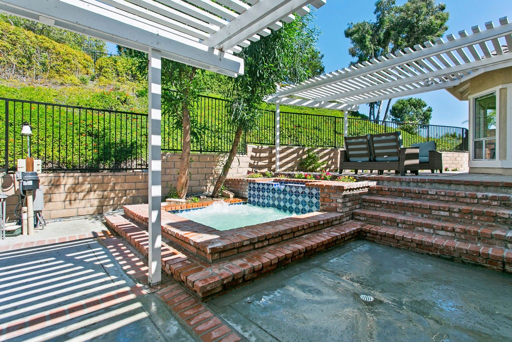 Detail Gallery Image 31 of 32 For 28602 Silverton Dr, Laguna Niguel,  CA 92677 - 4 Beds | 3/1 Baths