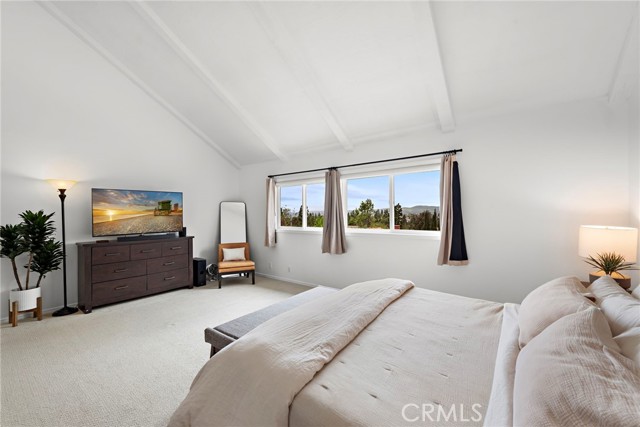 784 S Goldfinch, Anaheim Hills CA: https://media.crmls.org/medias/8c5fa53c-2085-42fc-b764-b042b4b63213.jpg