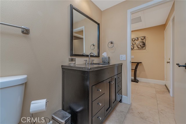 Detail Gallery Image 30 of 44 For 7138 Marina Pacifica Dr, Long Beach,  CA 90803 - 1 Beds | 1 Baths