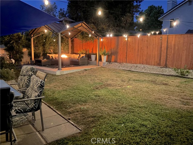 300 Barrington Circle, Redlands CA: https://media.crmls.org/medias/8c5feed5-6fb7-46a9-8bda-f9555c6a3e04.jpg