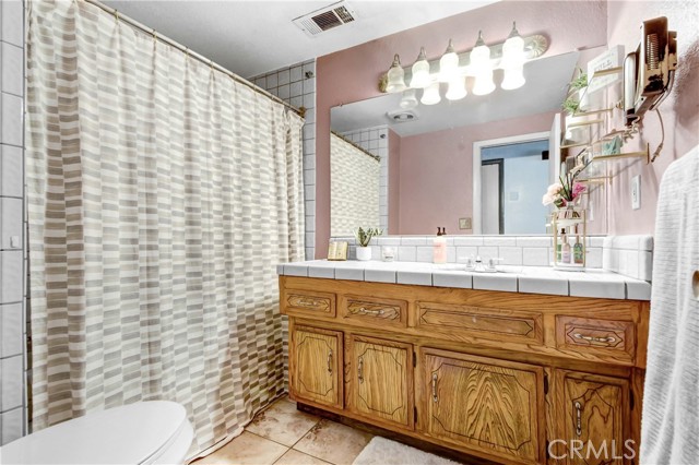 Detail Gallery Image 11 of 21 For 17343 El Molino St, Bloomington,  CA 92316 - 3 Beds | 2 Baths