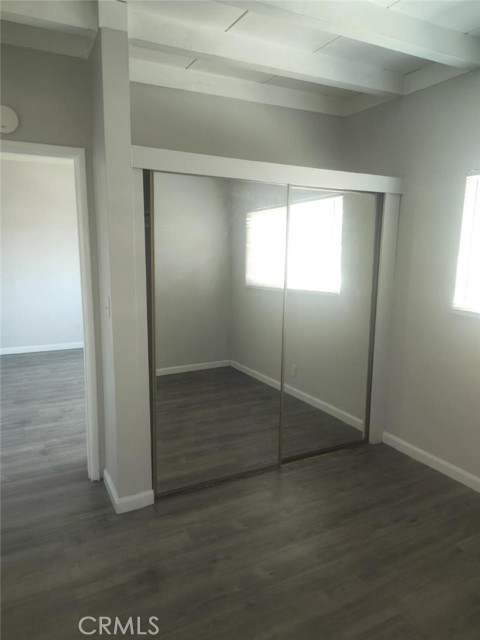 2451 Lemon Avenue, Signal Hill CA: https://media.crmls.org/medias/8c606ae6-9572-45cf-a80b-77579edd3506.jpg