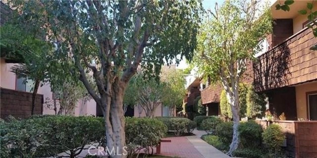5403 Newcastle, 8 photo 26