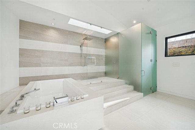 Detail Gallery Image 41 of 62 For 4607 Perham, Corona Del Mar,  CA 92625 - 4 Beds | 6/1 Baths