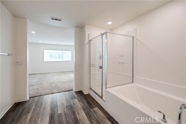 Detail Gallery Image 41 of 54 For 14424 Lily Ln #5,  Gardena,  CA 90247 - 3 Beds | 3/1 Baths