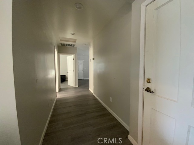 https://media.crmls.org/medias/8c631255-c7ce-4d41-8b4b-ef1f06a29f13.jpg?preset=X-Large