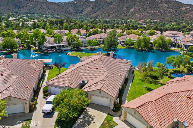 Detail Gallery Image 2 of 45 For 22971 Castle Pines Ct, Murrieta,  CA 92562 - 3 Beds | 2/1 Baths