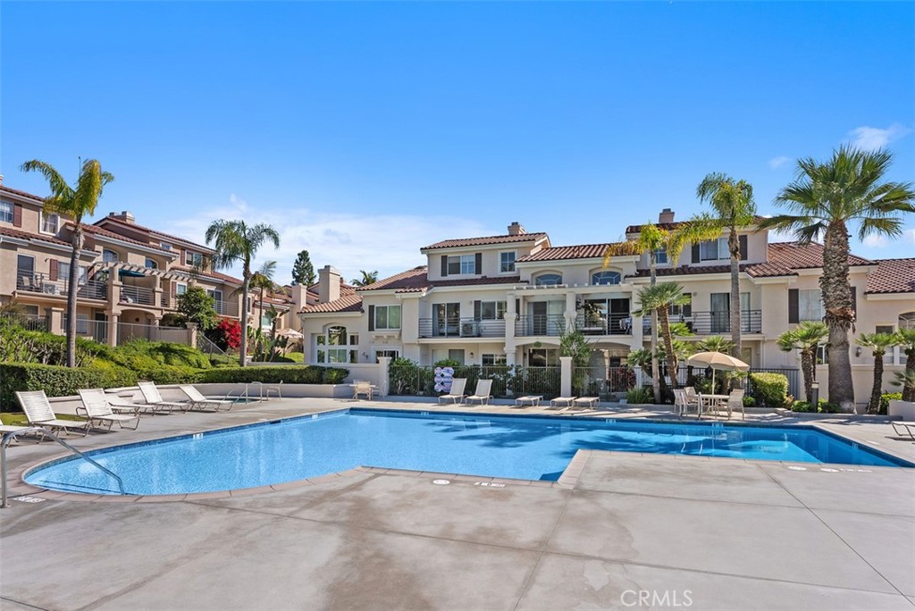 MLS #OC25254099 image #40