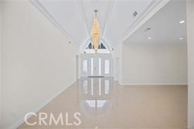 https://media.crmls.org/medias/8c658fd0-8b79-4e38-bd38-7e3b1b766d81.jpg?preset=X-Large