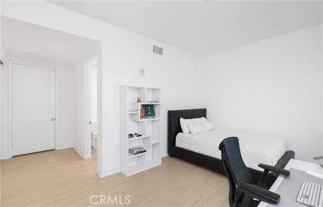 Detail Gallery Image 20 of 64 For 3700 Rivington, Irvine,  CA 92612 - 2 Beds | 2/1 Baths