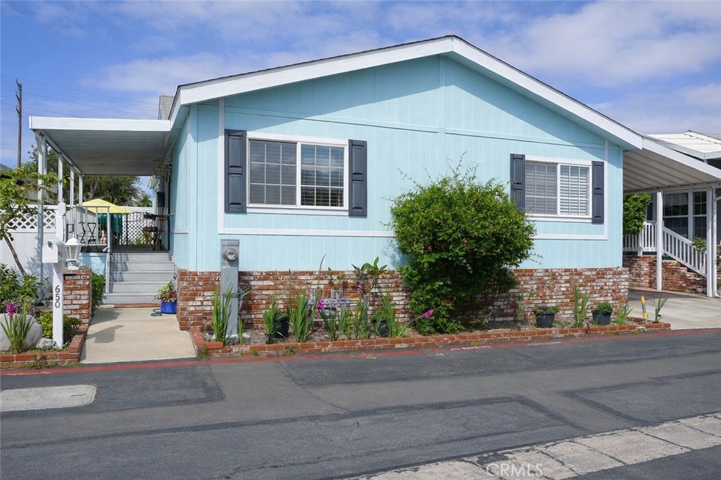 MLS #OC26077593 image #1