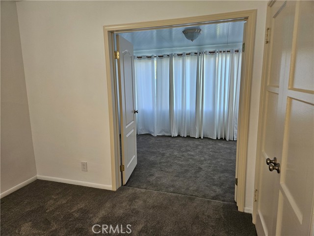 Detail Gallery Image 20 of 39 For 18237 Valley Vista Bld, Tarzana,  CA 91356 - 2 Beds | 1 Baths