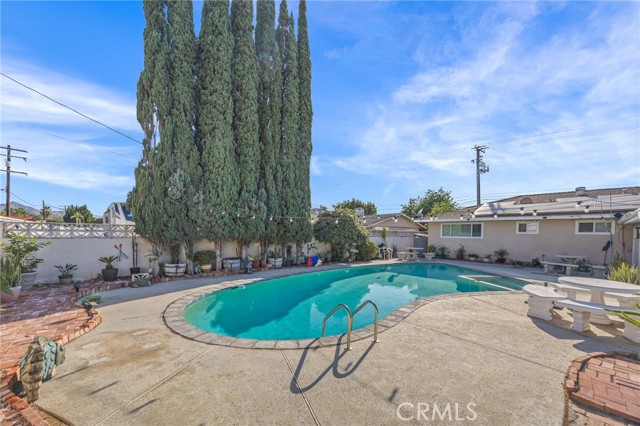 11857 11857 Mount Vernon, Grand Terrace CA: https://media.crmls.org/medias/8c6893f7-30c5-482a-bf69-3918fb56329b.jpg