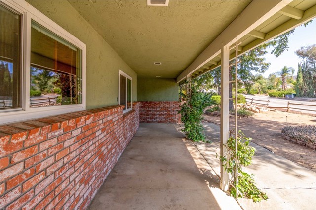 Detail Gallery Image 7 of 42 For 16338 Arena Dr, Ramona,  CA 92065 - 3 Beds | 2 Baths