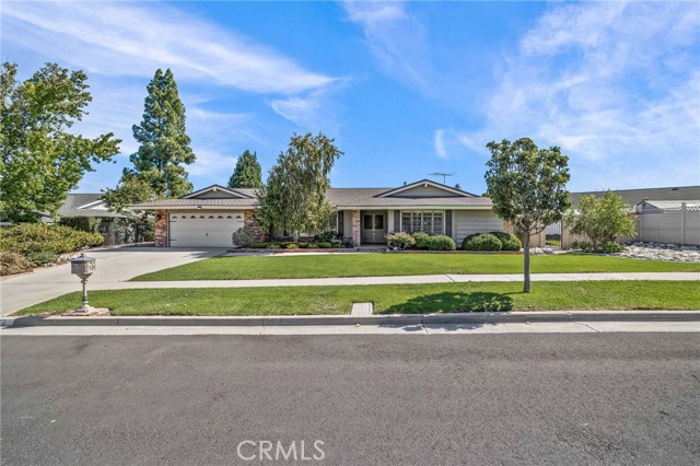 Image 2 for 622 Locust St, Corona, CA 92879