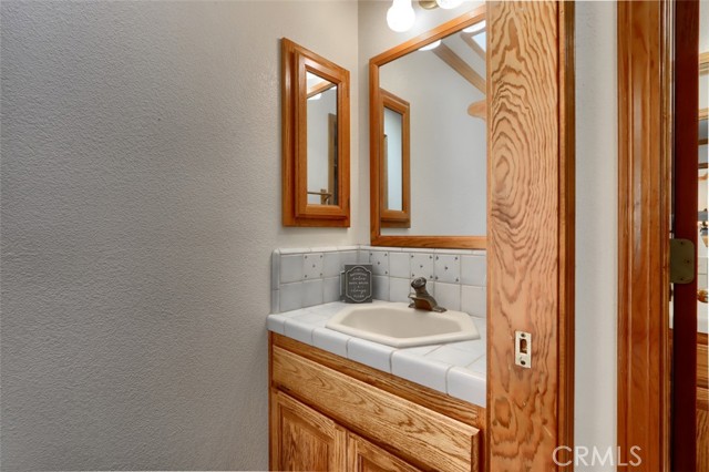 Detail Gallery Image 42 of 71 For 12639 Cresthaven Dr, Groveland,  CA 95321 - 3 Beds | 2/1 Baths