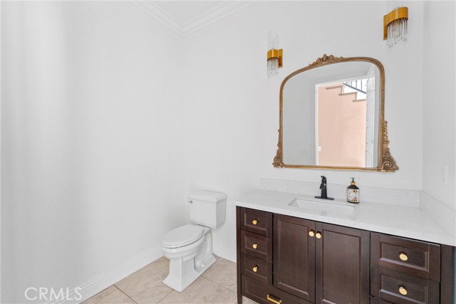 Detail Gallery Image 37 of 74 For 17190 Small Canyon Ln, Riverside,  CA 92506 - 6 Beds | 6/1 Baths