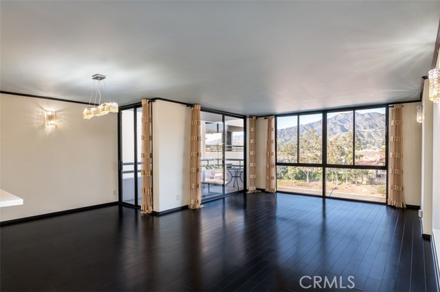 Detail Gallery Image 8 of 39 For 343 Pioneer Dr #602,  Glendale,  CA 91203 - 2 Beds | 2 Baths