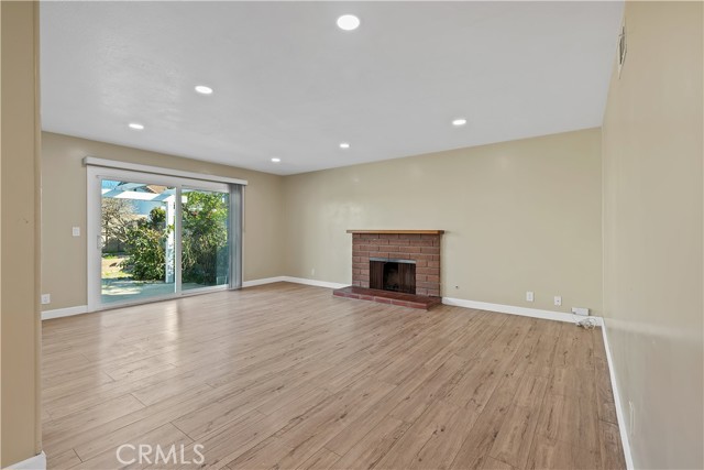 Detail Gallery Image 14 of 22 For 18430 Colville, Fountain Valley,  CA 92708 - 4 Beds | 2/1 Baths