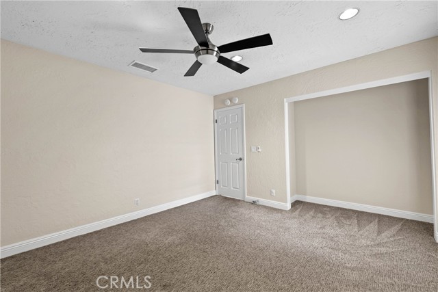17849 Pebble Beach Drive, Victorville CA: https://media.crmls.org/medias/8c6dd895-8794-4611-b6c8-58b744dcbef1.jpg