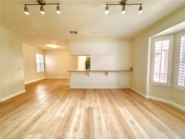 Detail Gallery Image 3 of 4 For 329 Genoa St #C,  Monrovia,  CA 91016 - 3 Beds | 3 Baths