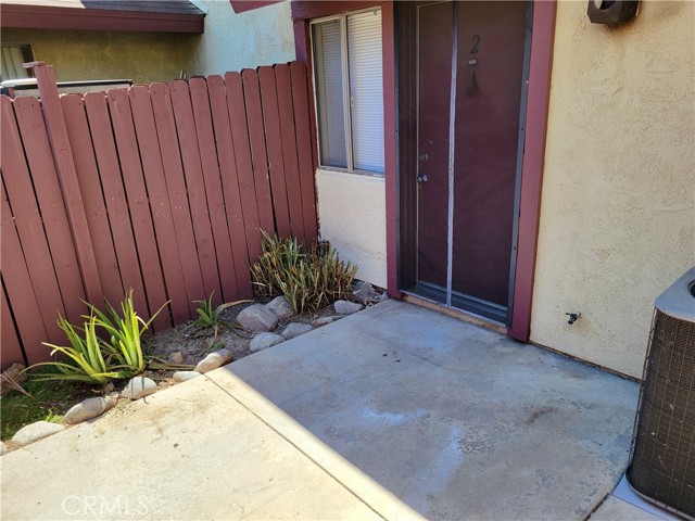 1635 E Nanette Avenue, West Covina CA: https://media.crmls.org/medias/8c713b69-b0ae-4af8-b745-be96c46a895b.jpg