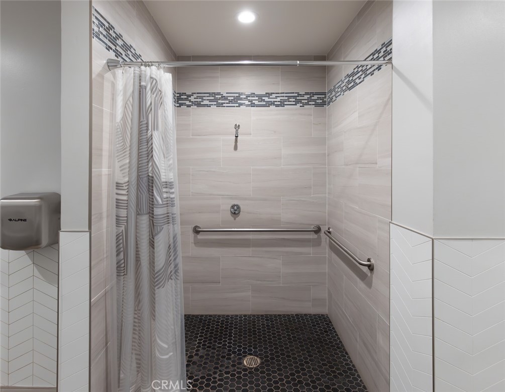 MLS #NP25275884 image #33