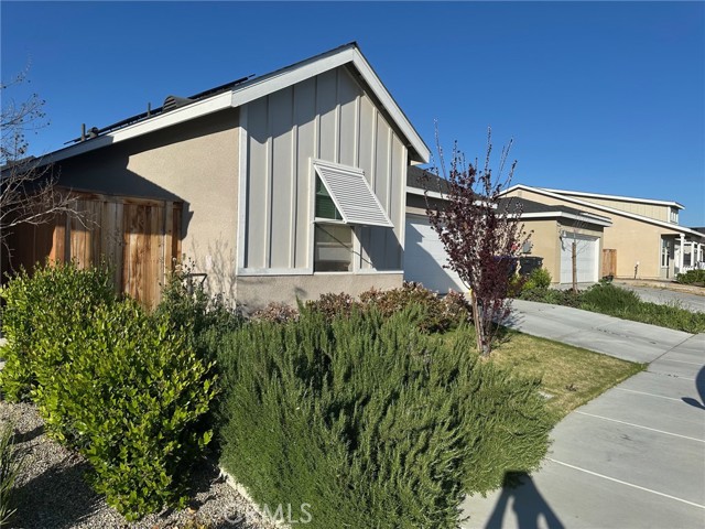 Detail Gallery Image 3 of 31 For 9610 Greenwood Glen, Shafter,  CA 93263 - 3 Beds | 2 Baths