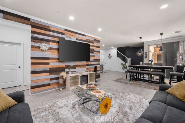 3134 E La Avenida Drive, Ontario CA: https://media.crmls.org/medias/8c749f8c-4212-4b03-987c-a4a7b2f5b367.jpg
